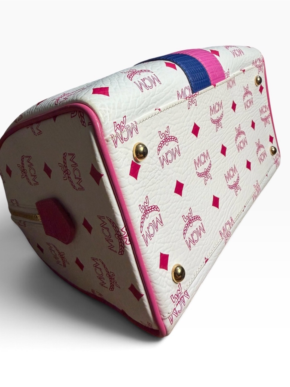 MCM White and Pink Visetos Leather Princess Lion Boston Bag - Picture 7 of 10